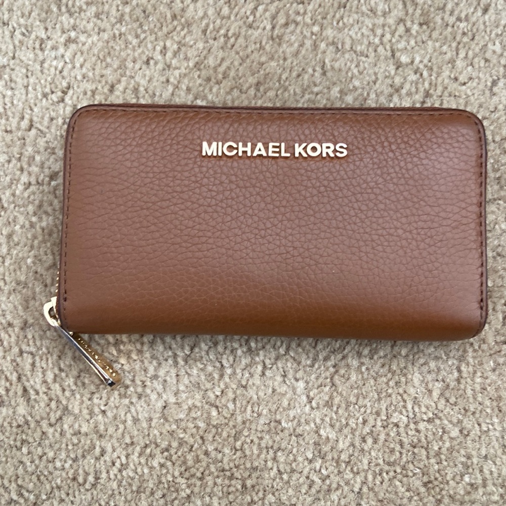 Michael kors wallet